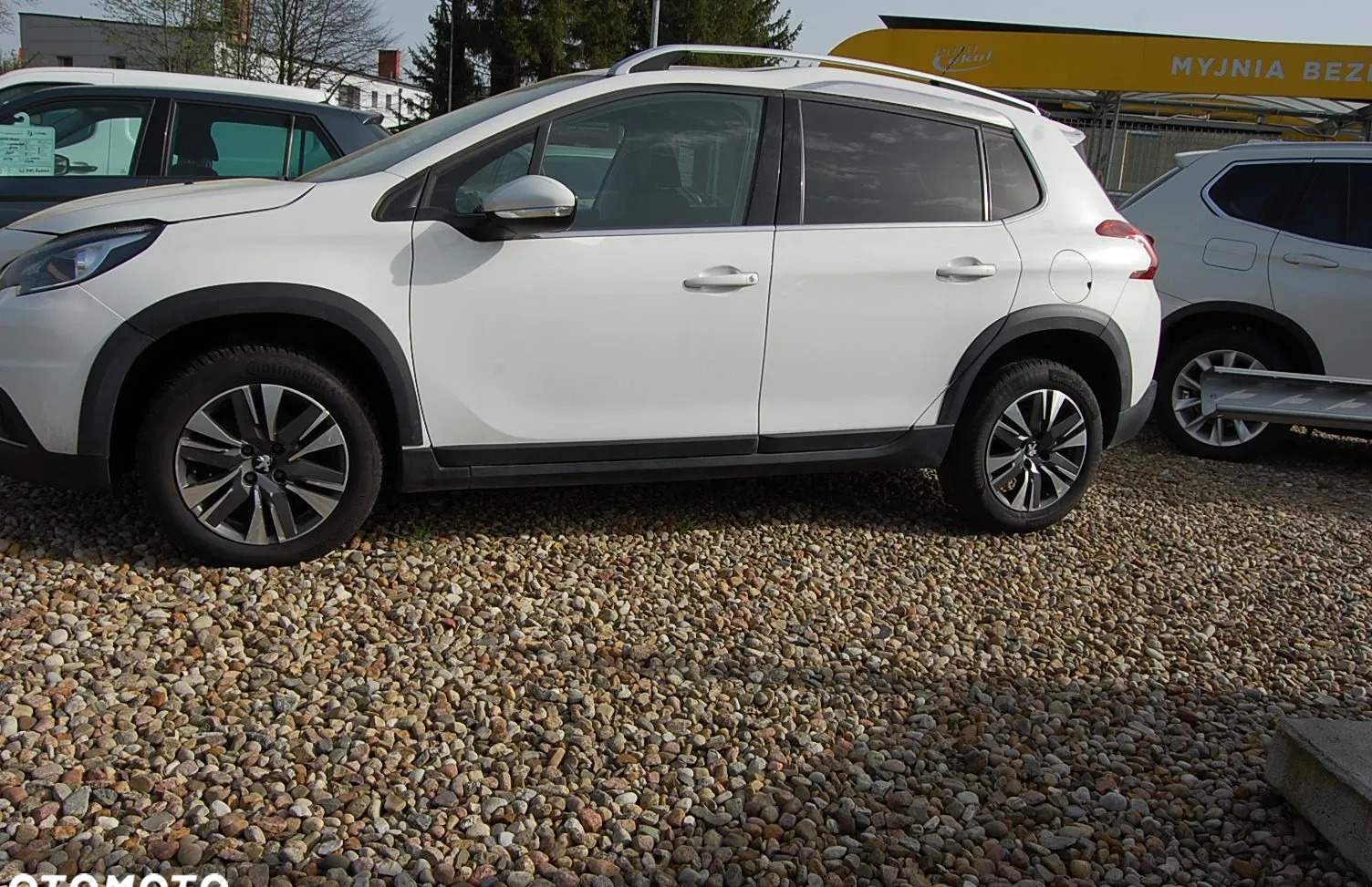 Peugeot 2008 cena 43900 przebieg: 137000, rok produkcji 2019 z Cieszyn małe 352